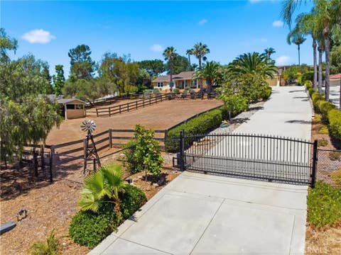 Featured picture for the property ND26102510