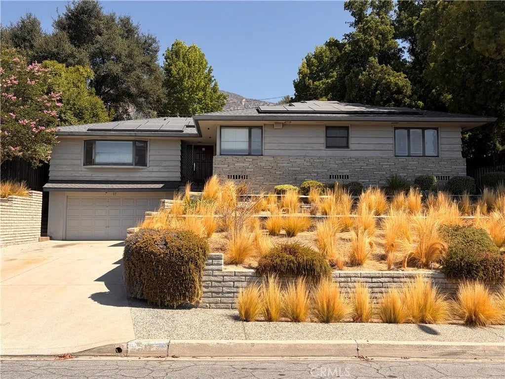 Photo of 17 Andrea LN, Arcadia, CA 91006 (MLS # AR26170551)