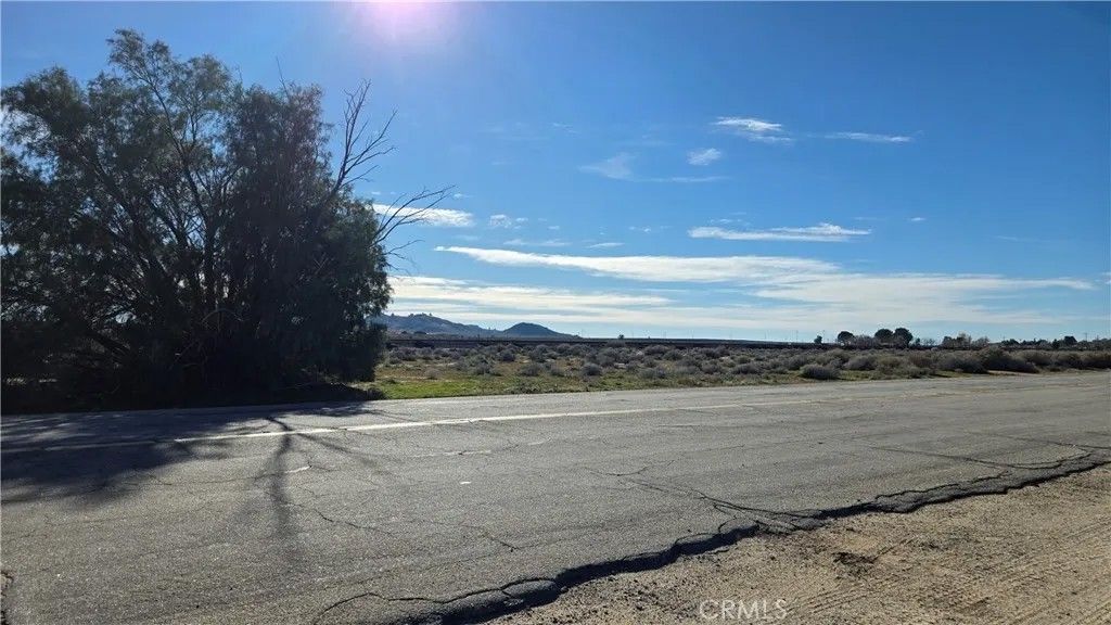 Photo of 0 Twenty Mule Team Rd, Boron, CA 93516 (MLS # SR26011558)