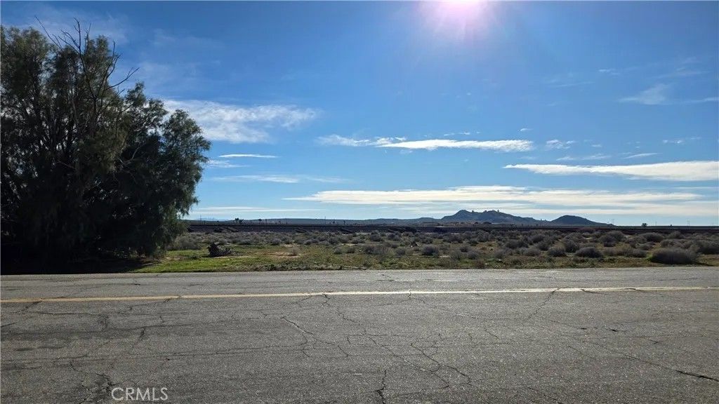 Photo of 0 Twenty Mule Team Rd, Boron, CA 93516 (MLS # SR26011558)