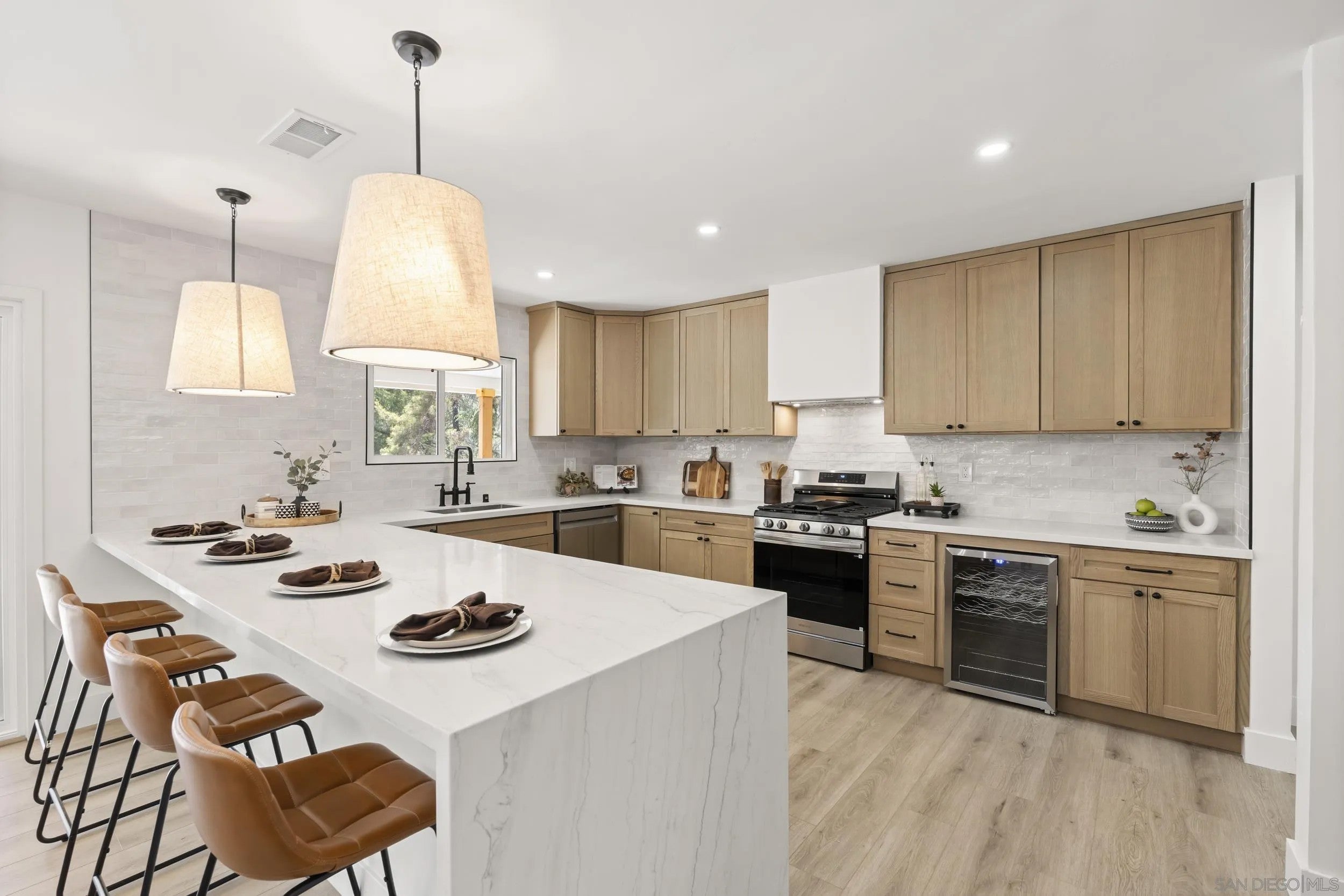 16561 Martincoit Rd.