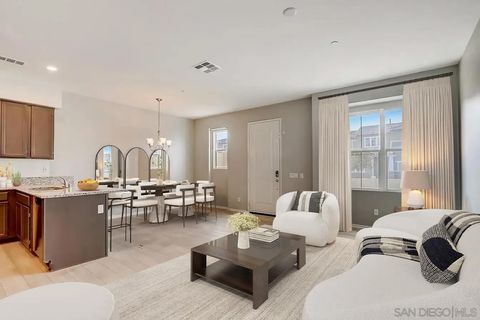 Tiny photo for 1215 Idanan Rd #4, Chula Vista, CA 91913 (MLS # 250039079)