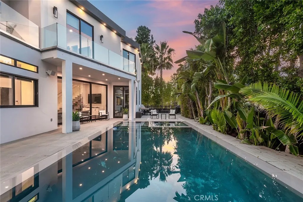 17917 Valley Vista Boulevard