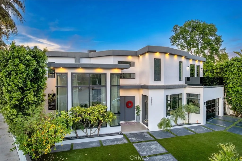 17917 Valley Vista Boulevard