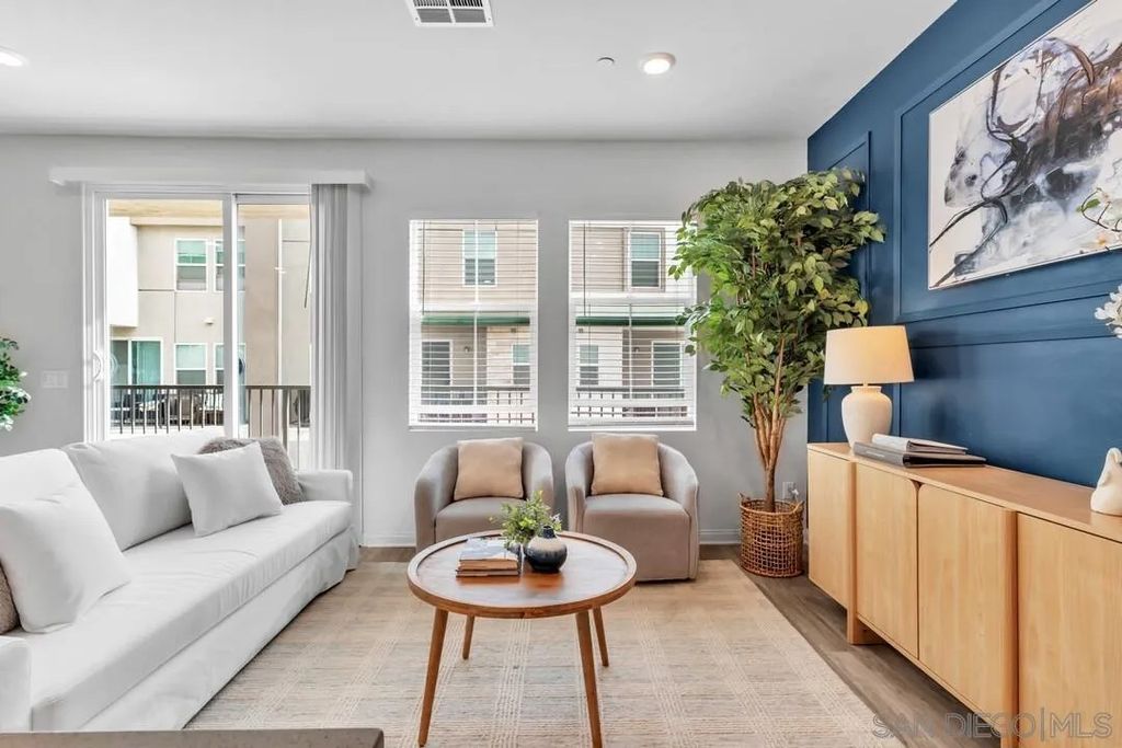 Photo of 354 Fitzpatrick Road #103, San Marcos, CA 92069 (MLS # 260012875)