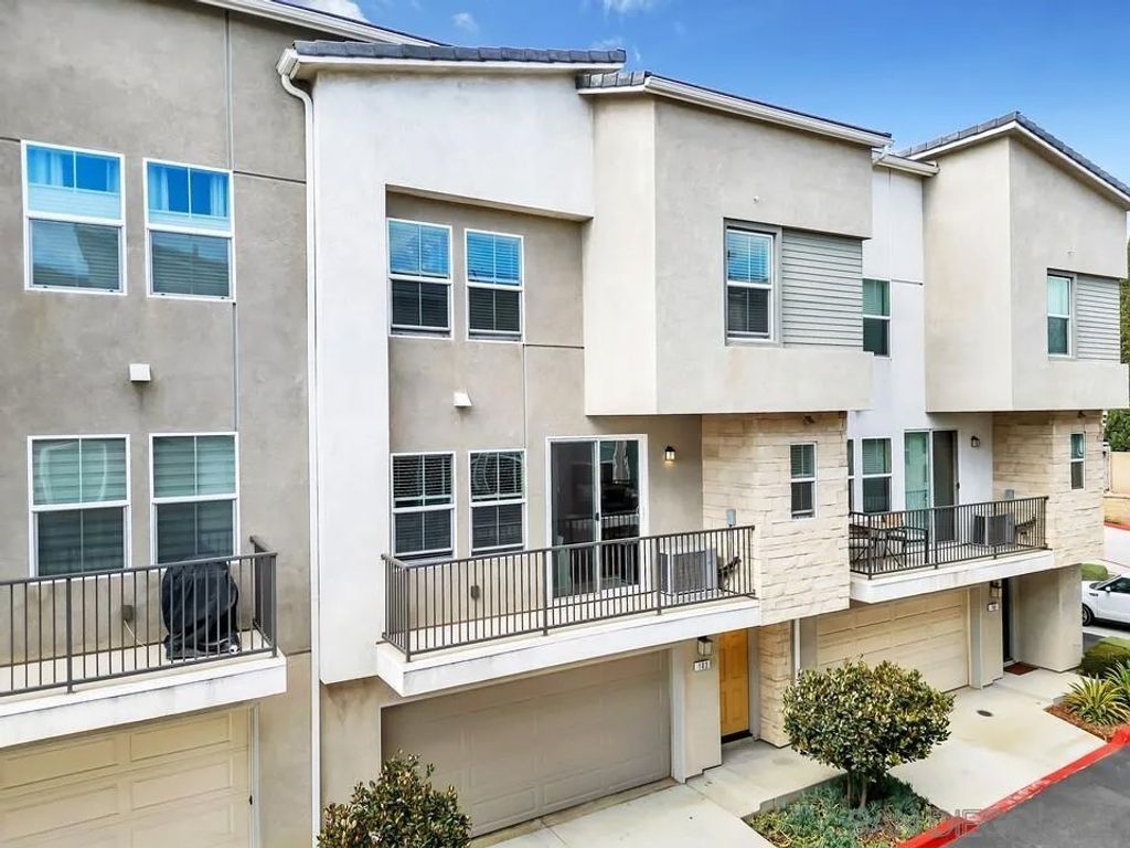 Photo of 354 Fitzpatrick Road #103, San Marcos, CA 92069 (MLS # 260012875)