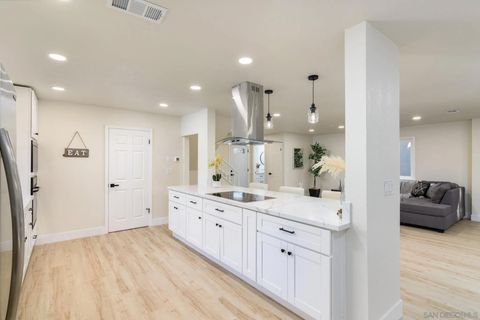 Tiny photo for 10314 Oak Ranch Ln, Escondido, CA 92026 (MLS # 250042529)