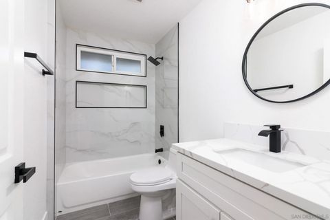 Tiny photo for 10314 Oak Ranch Ln, Escondido, CA 92026 (MLS # 250042529)
