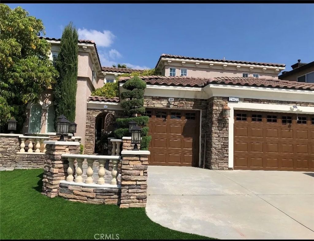 Photo of 23422 Camino Terraza Rd, Corona, CA 92883 (MLS # CV26052829)