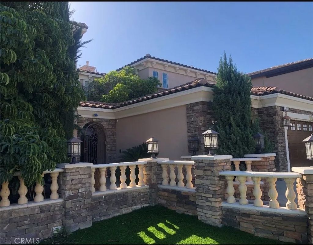 Photo of 23422 Camino Terraza Rd, Corona, CA 92883 (MLS # CV26052829)