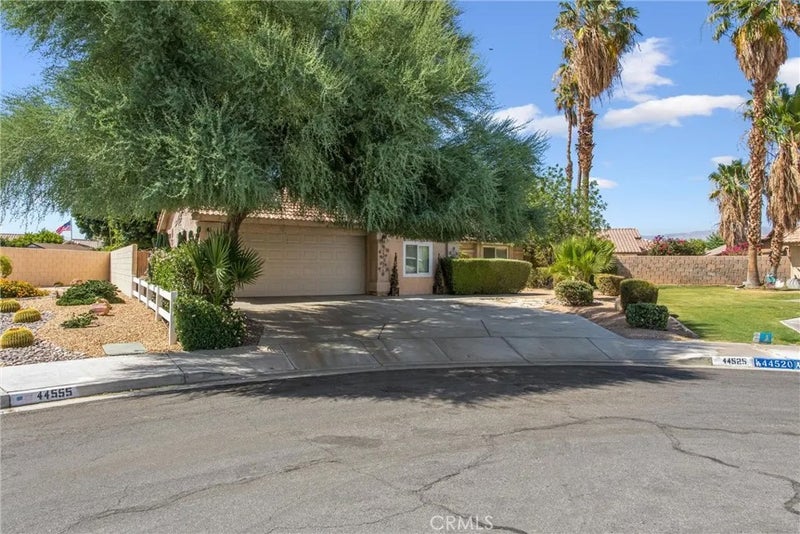 44525 Saffron Court