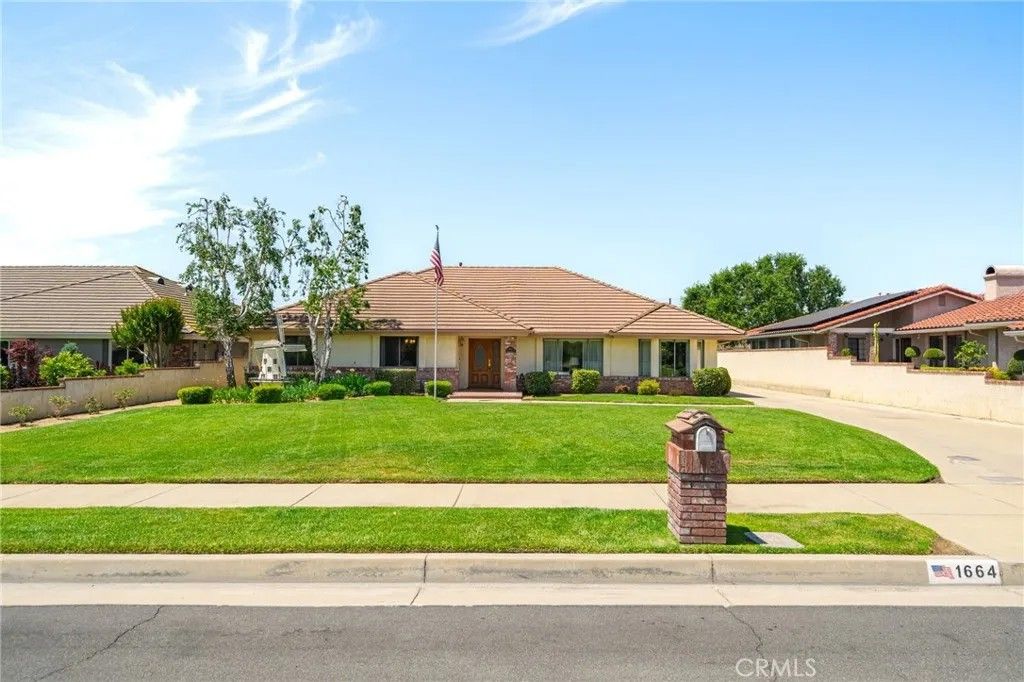Photo of 1664 S Elderberry ST, Ontario, CA 91762 (MLS # TR26097050)