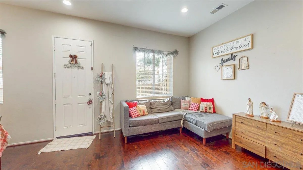 1518 Caminito Soria North 2