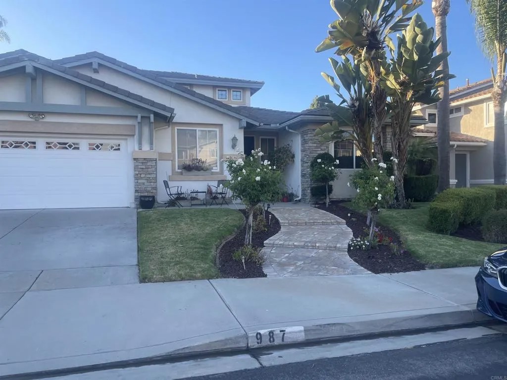987 PALENCIA CT
