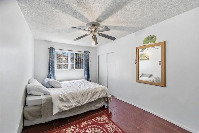 15615 Firmona