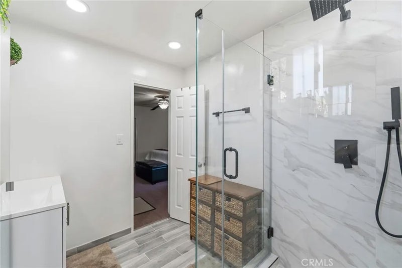 15615 Firmona