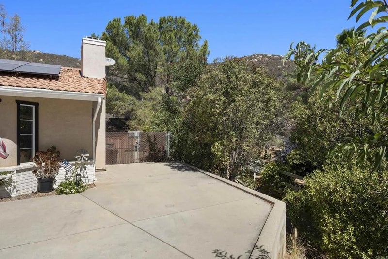 16734 Georgios Way