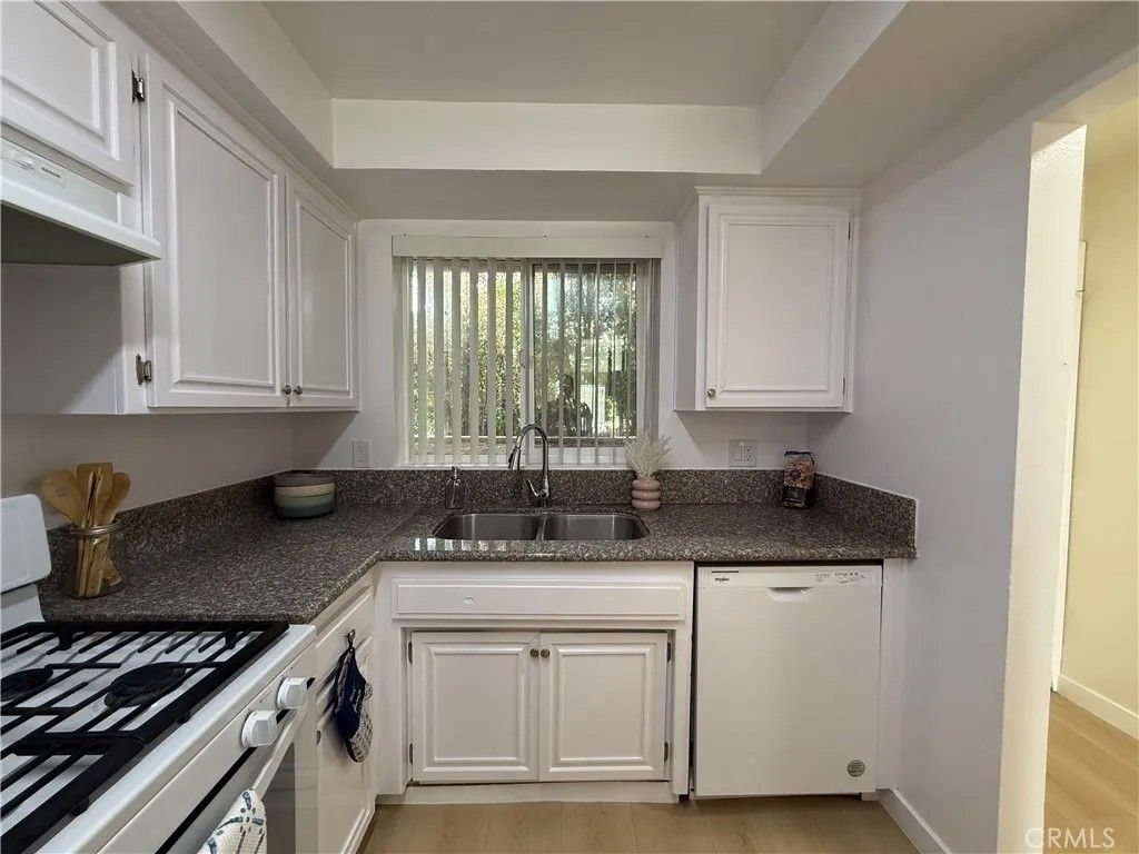 Photo of 11839 Burbank Boulevard #3, Valley Village, CA 91607 (MLS # SR26084524)