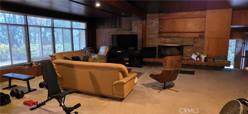 2131 Carbon Canyon Road