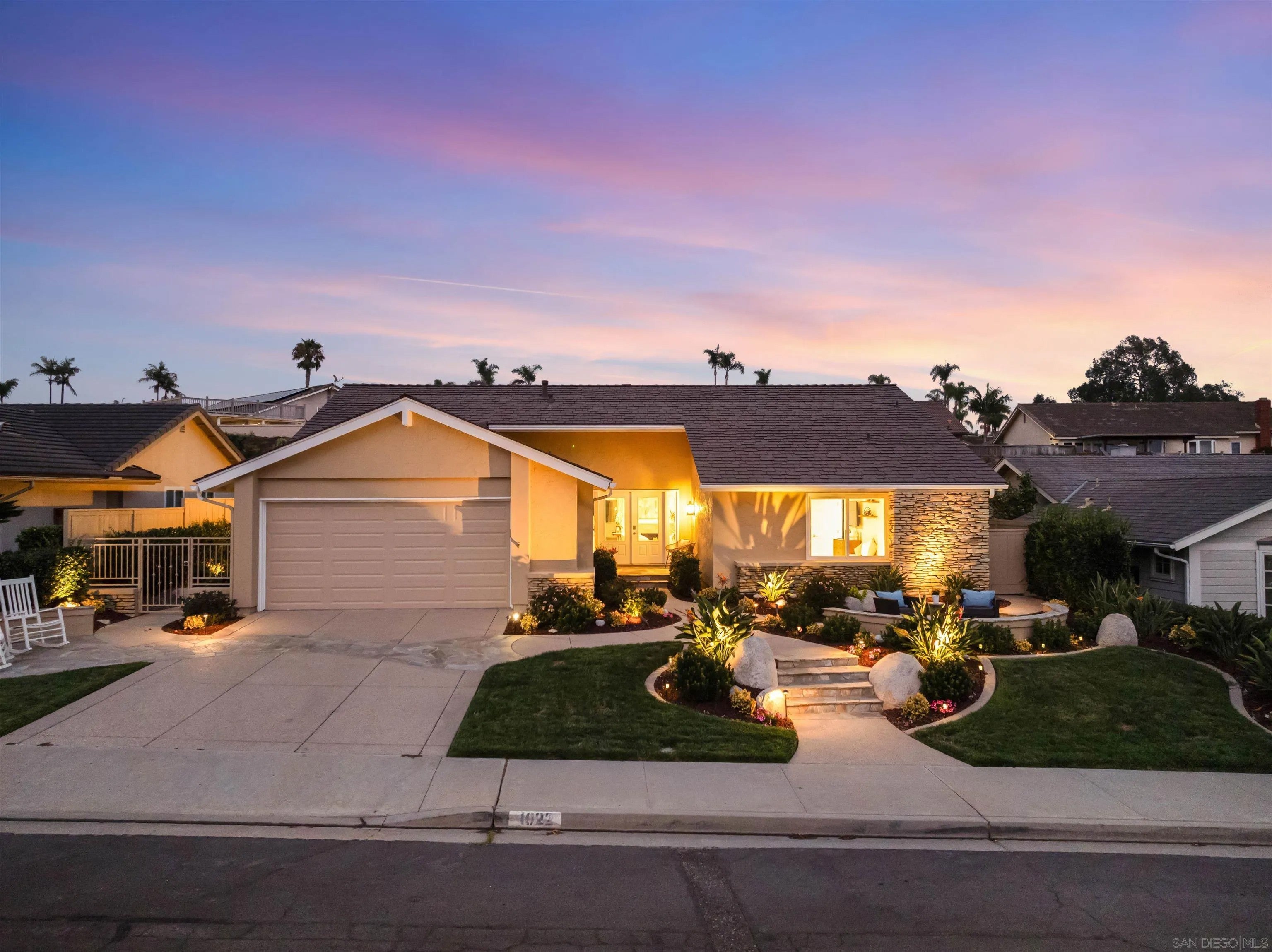 1022 Daisy Avenue