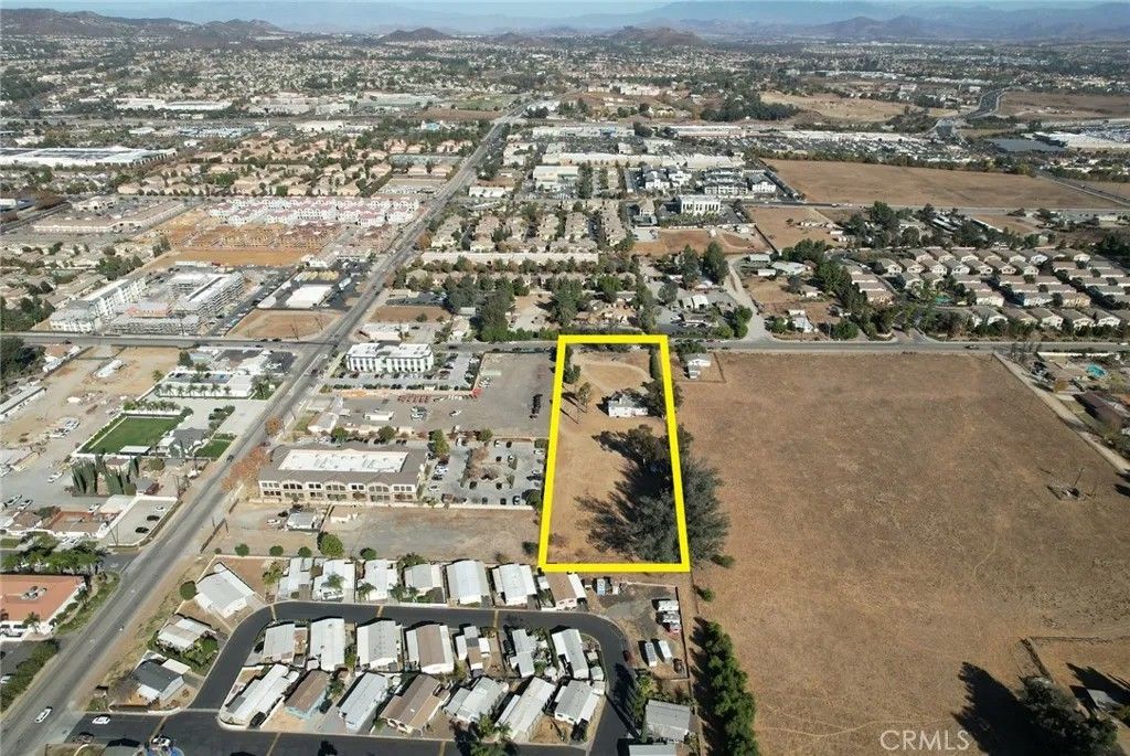 Photo of 25071 Adams Avenue, Murrieta, CA 92562 (MLS # IV24251099)