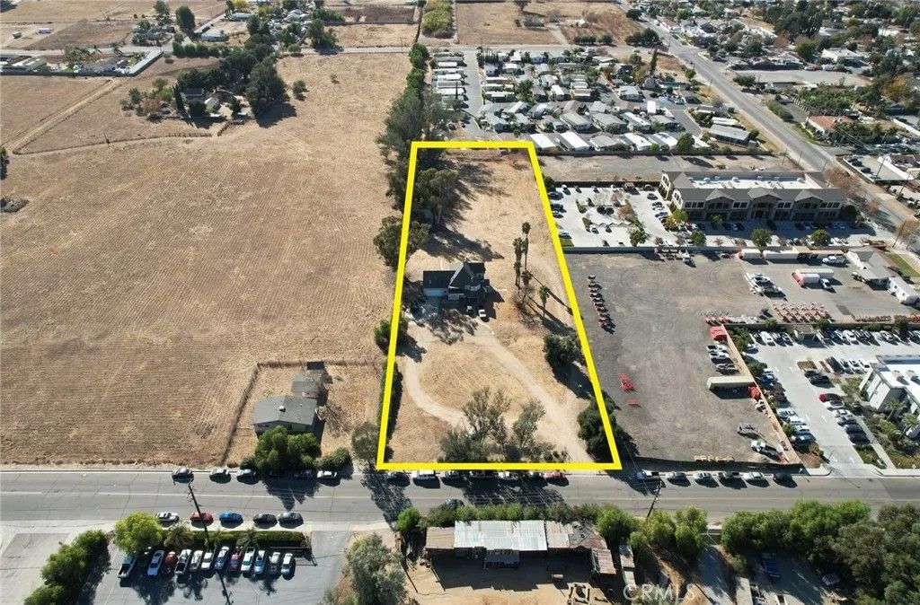 Photo of 25071 Adams Avenue, Murrieta, CA 92562 (MLS # IV24251099)