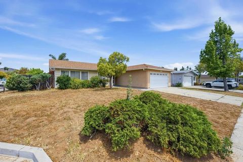 Photo of 10016 Bilteer Court, Santee, CA 92071 (MLS # NDP2604282)