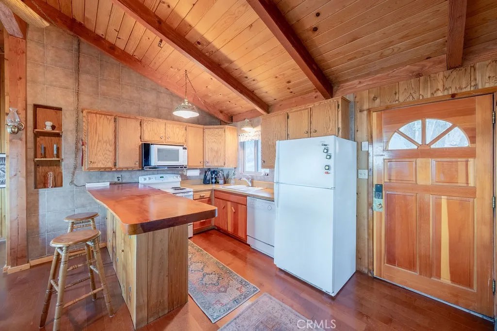 272 Manzanita Drive