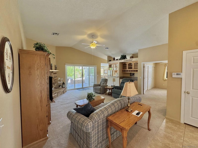 9770 Middlecoff Ct
