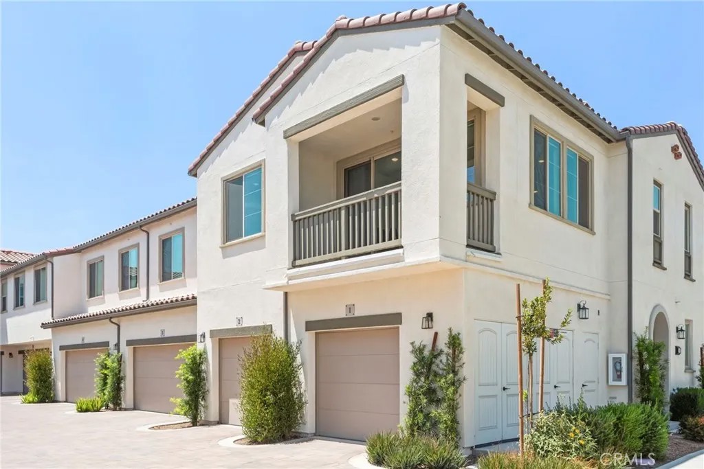 4102 S Limecrest Paseo 1