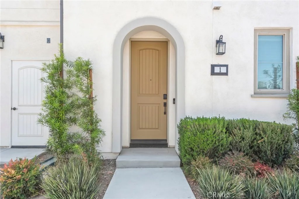 4102 S Limecrest Paseo 1