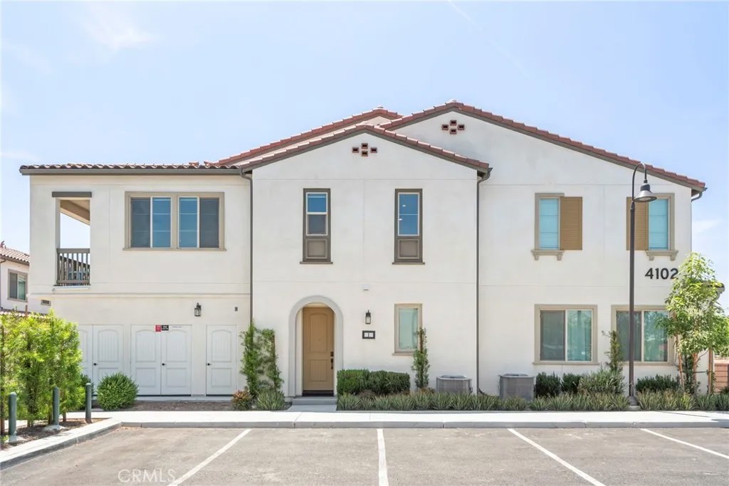 4102 S Limecrest Paseo 1