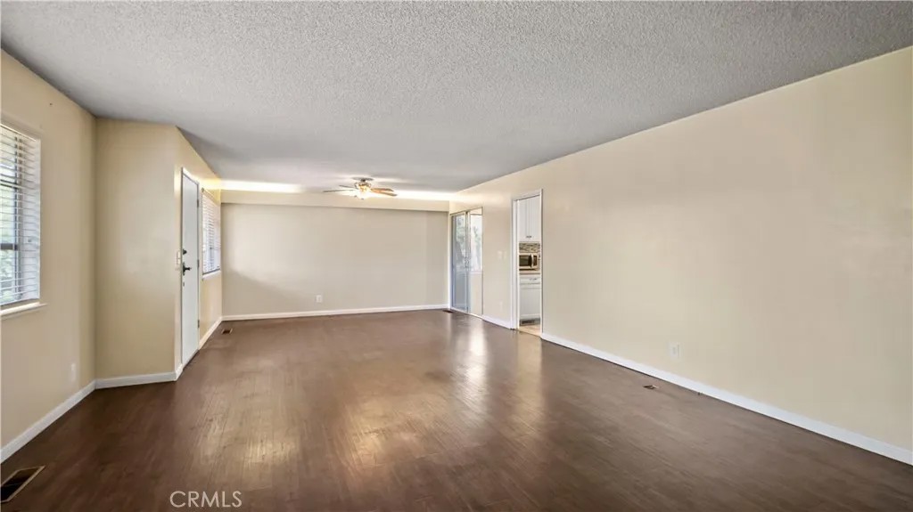 17372 Meadow View Drive