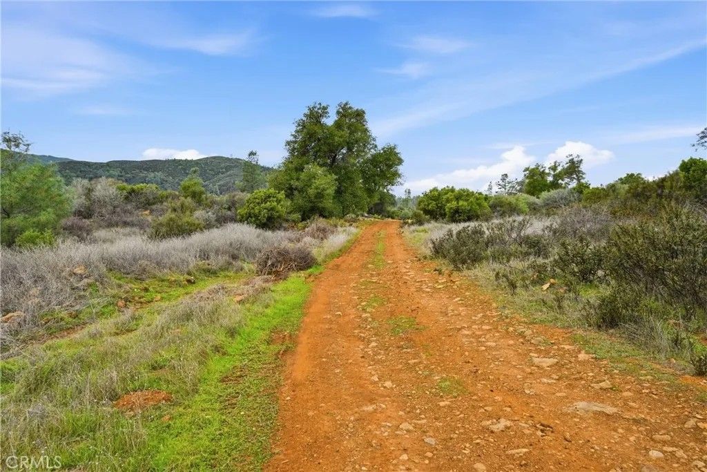 Photo of 850 Old Long Valley, Clearlake Oaks, CA 95423 (MLS # LC26020273)