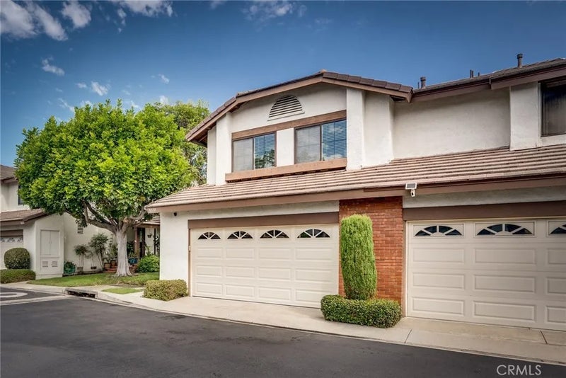 8537 Courreges Court
