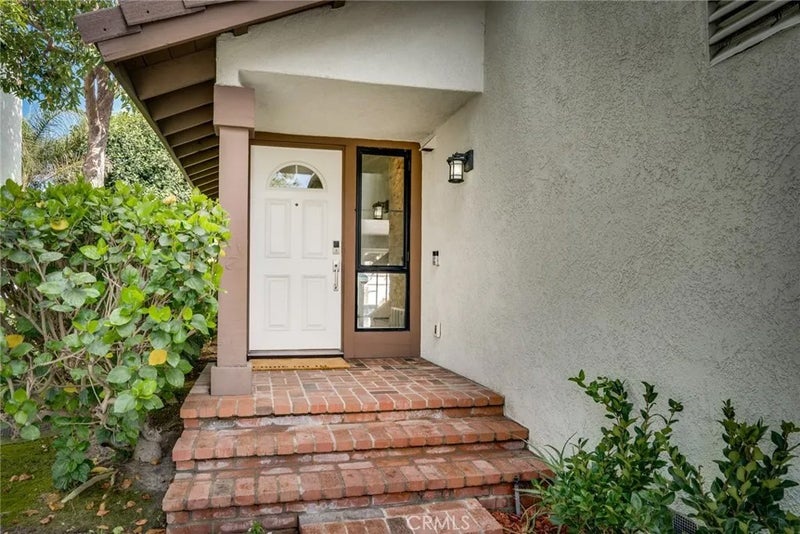 8537 Courreges Court