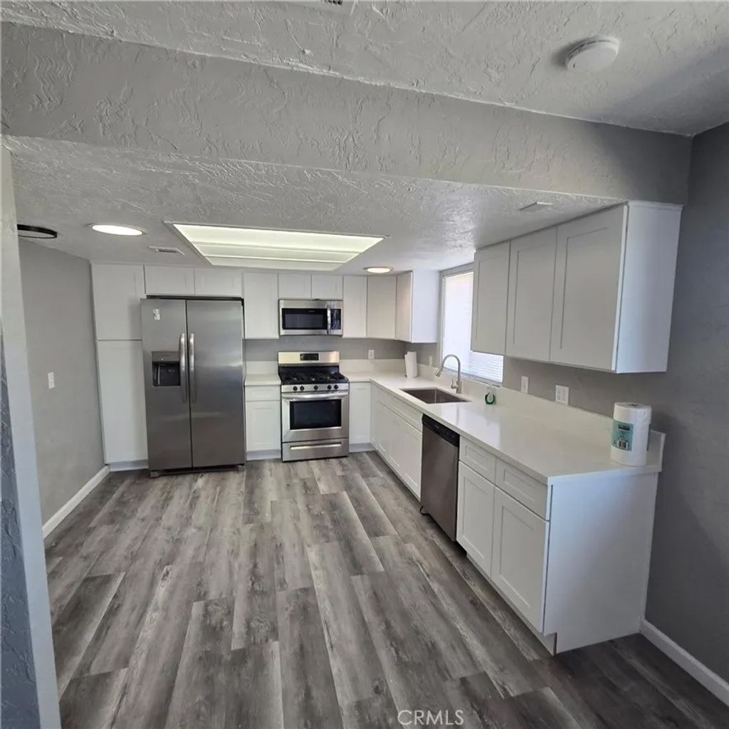 Photo of 11427 Cibola RD, Apple Valley, CA 92308 (MLS # CV26095617)