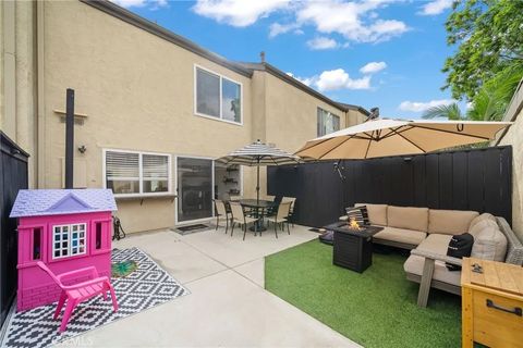 Tiny photo for 15890 Camo Bluff, Fountain Valley, CA 92708 (MLS # RS25234878)