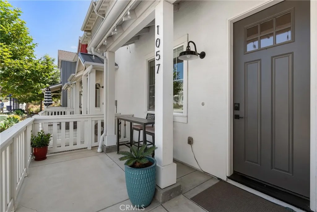 1057 Tiburon Way