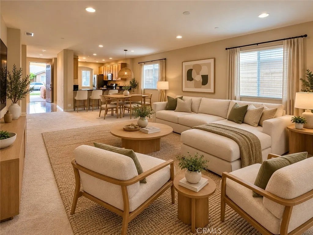 3127 W Penny