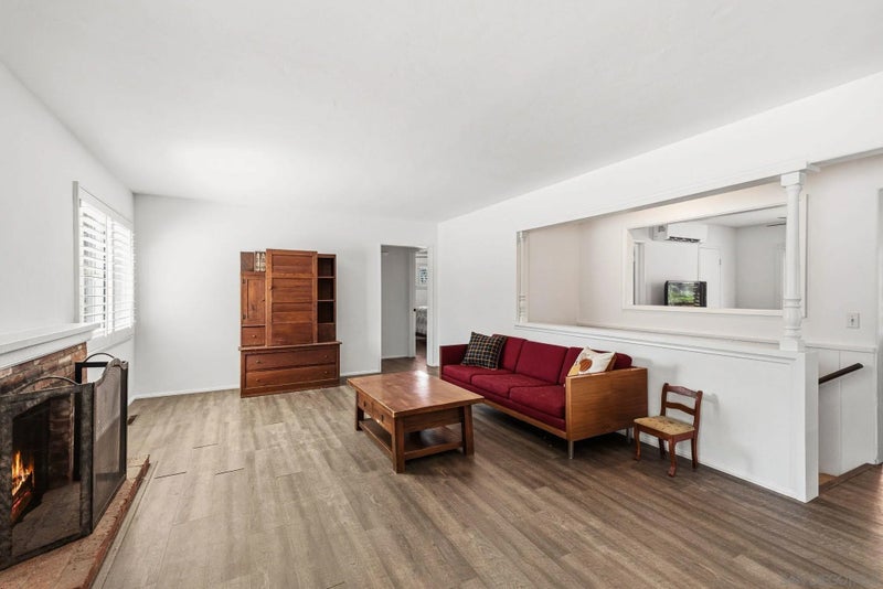 4216 Calavo Dr