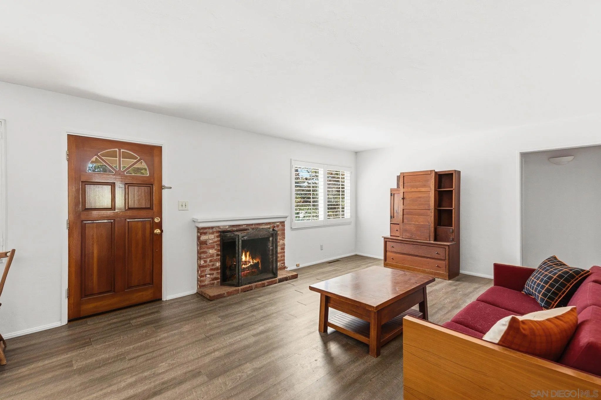 4216 Calavo Dr