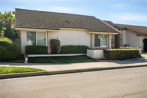 Tiny photo for 14302 Morning Glory Rd, Tustin, CA 92780 (MLS # PW26047084)