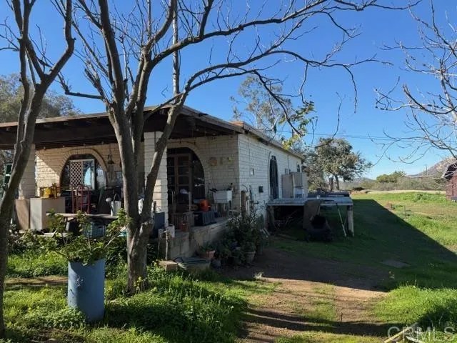 20042 Deerhorn Valley Road