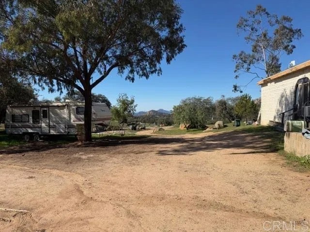 20042 Deerhorn Valley Road