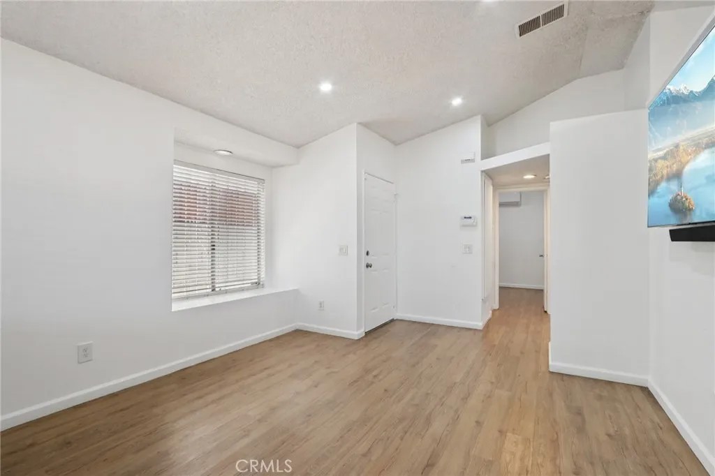 310 S Paulsen Avenue