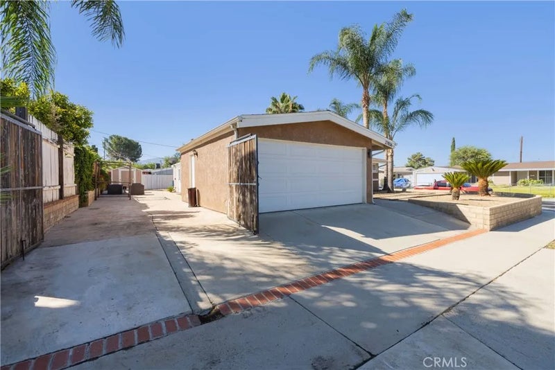 27836 Walnut Springs