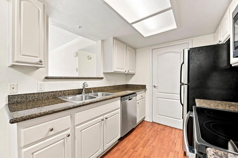 12067 Alta Carmel 58