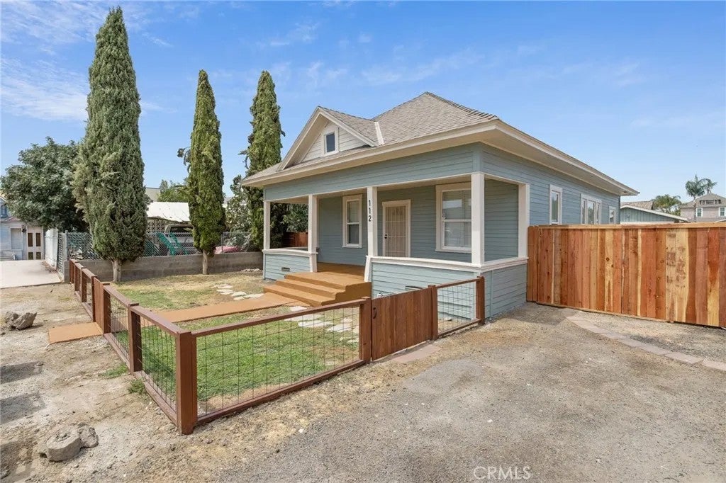 112 Irwin Court