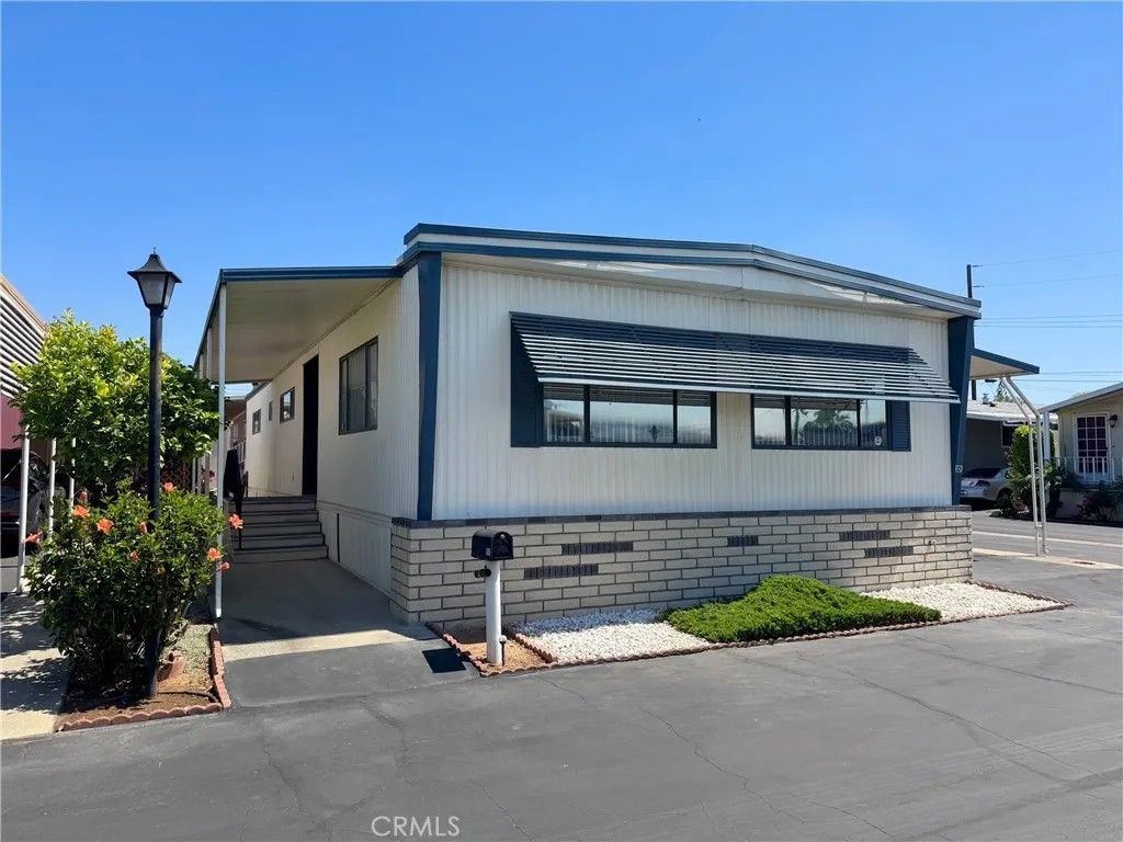Photo of 1630 W Covina Blvd #101, San Dimas, CA 91773 (MLS # CV26081935)